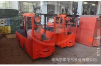 山西客戶(hù)定制的2.5噸蓄電池湘潭電機(jī)車(chē)發(fā)貨